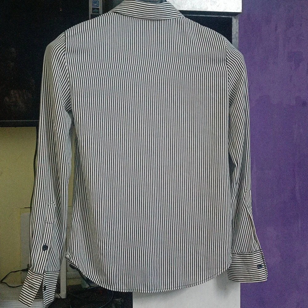 HM Shirt✌ - Picture 4 of 4